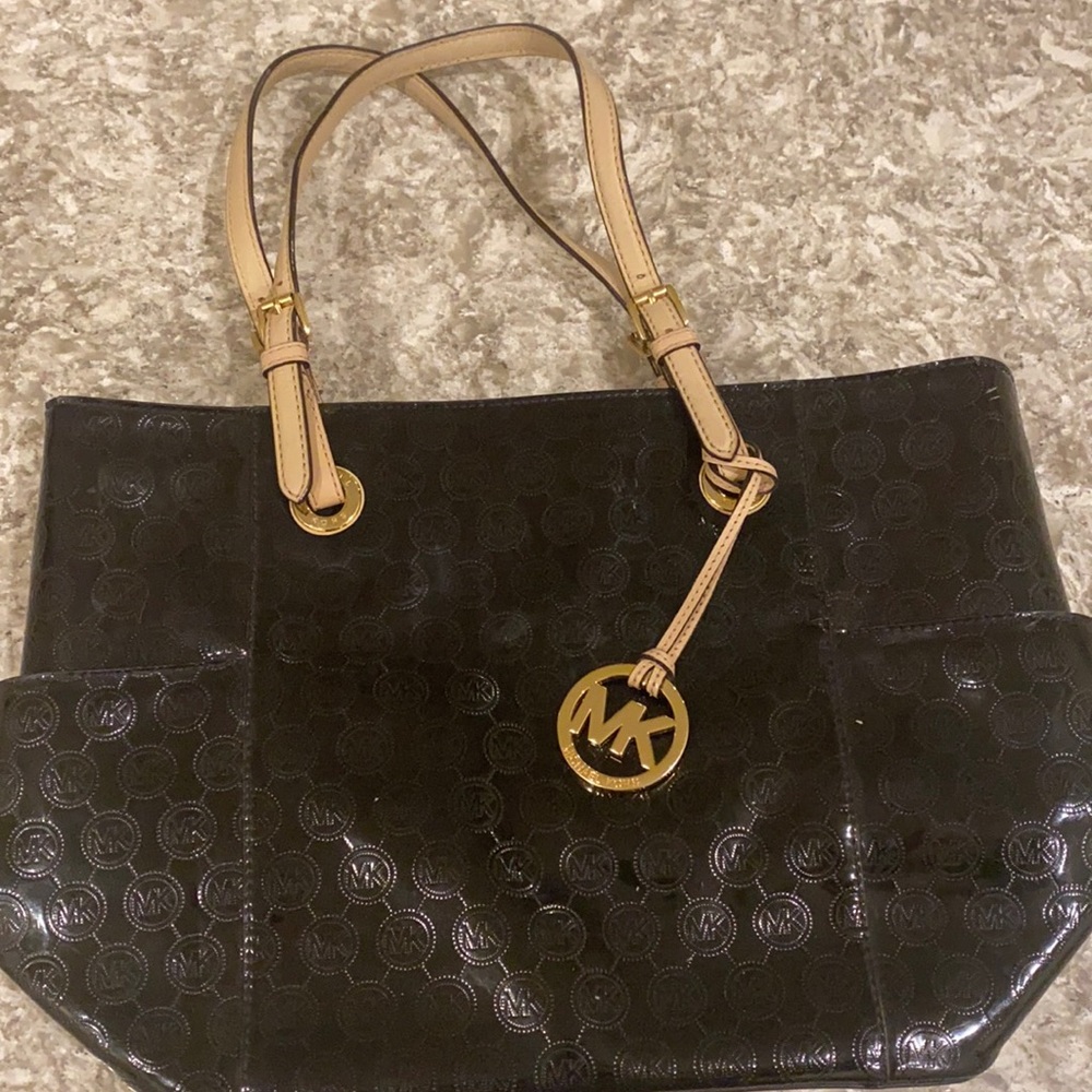 Michael kors black patent bag